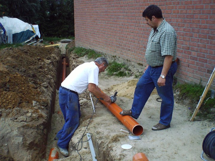 20050719_anschluss_sickerschacht_007