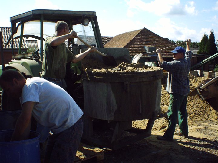 20050730_aussenfundamente_002