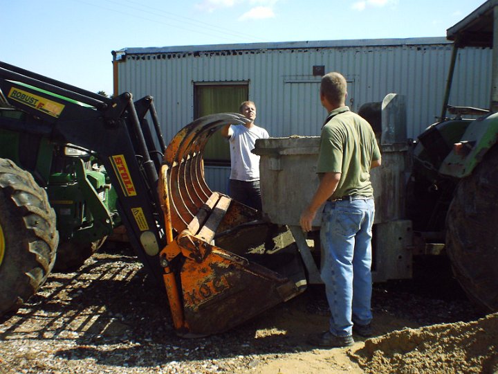 20050730_aussenfundamente_004