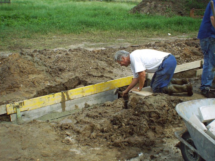 20050730_aussenfundamente_011