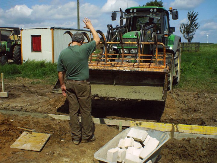 20050730_aussenfundamente_013