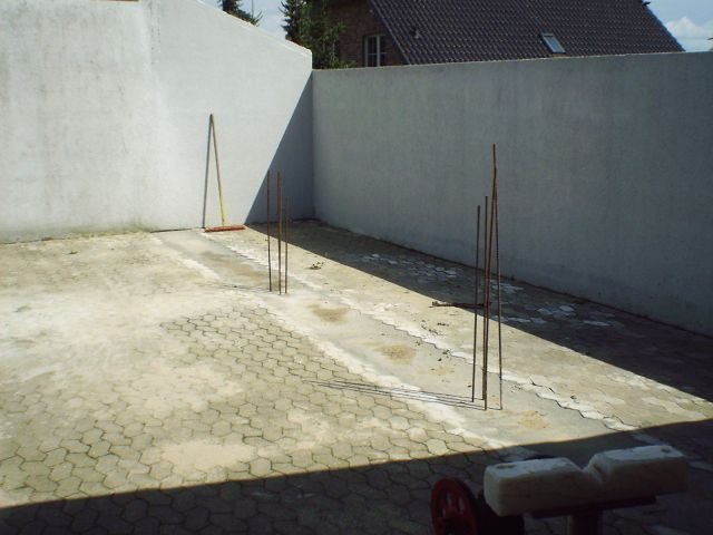 20050812_saeulenfundament_001