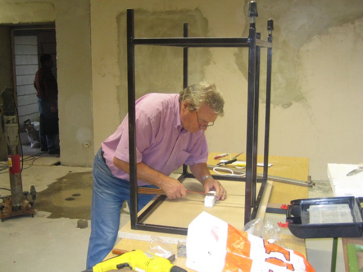 20060805_schiessstand_tische